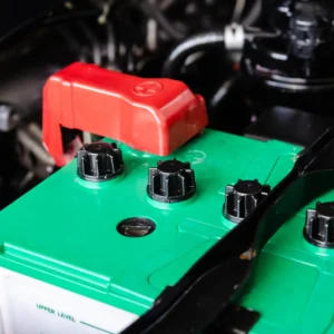 بنجرجي متنقل لتبديل بطارية السيارة في العاصمة